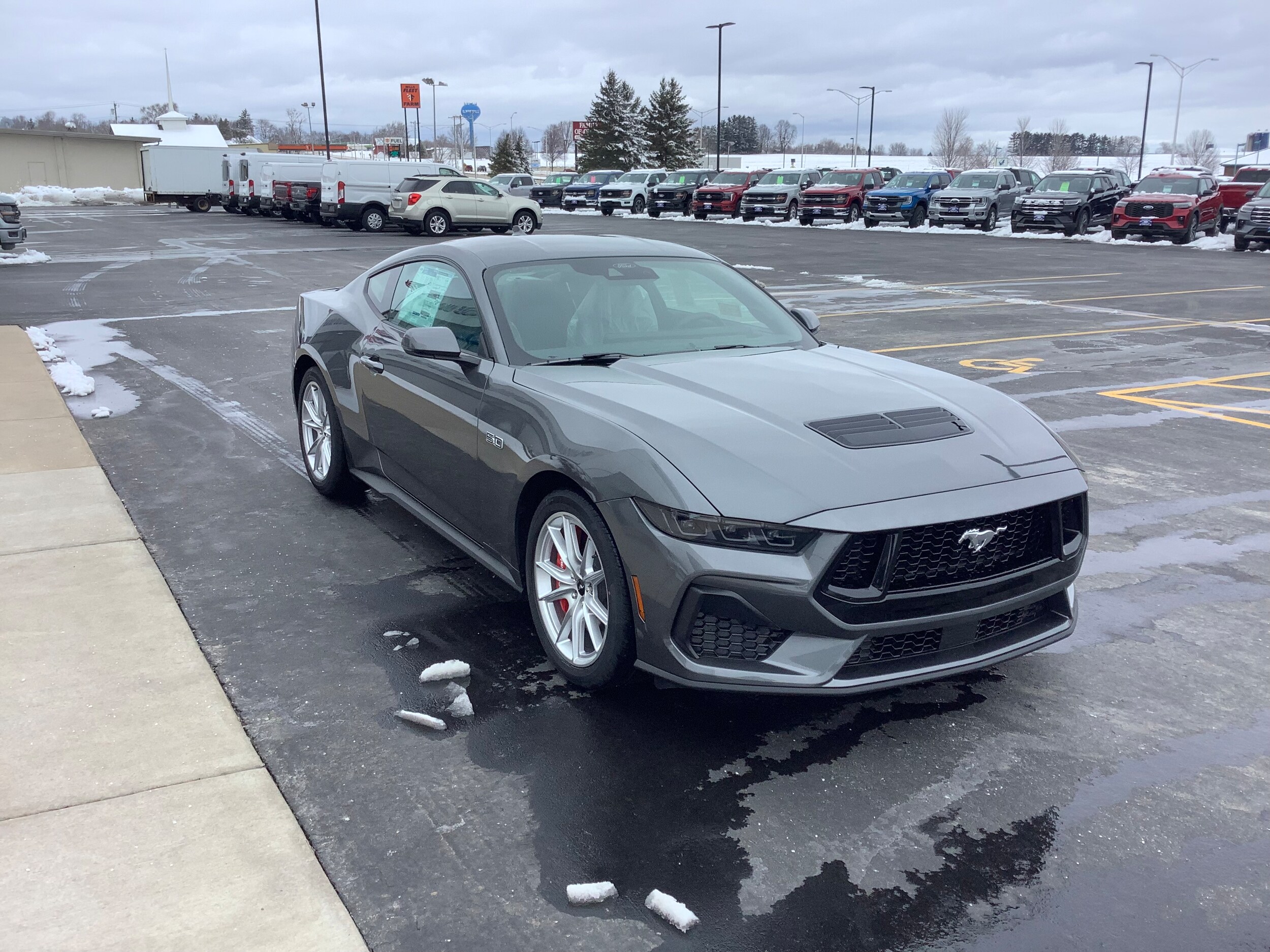 2025 Ford Mustang GT Premium photo 3