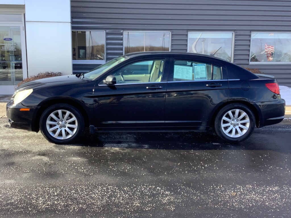 Used 2010 Chrysler Sebring Limited Sedan