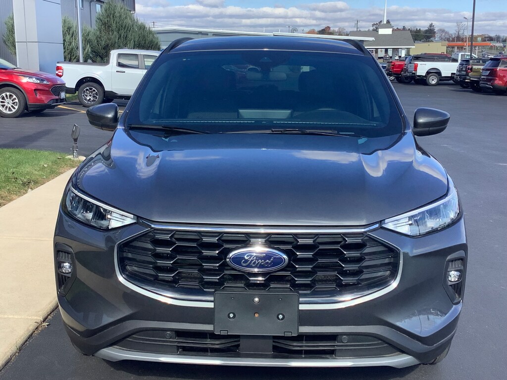 New 2025 Ford Escape ST-Line Select SUV
