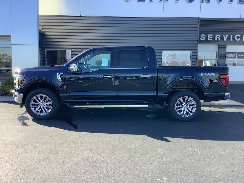 New 2025 Ford F-150 Lariat TRUCK