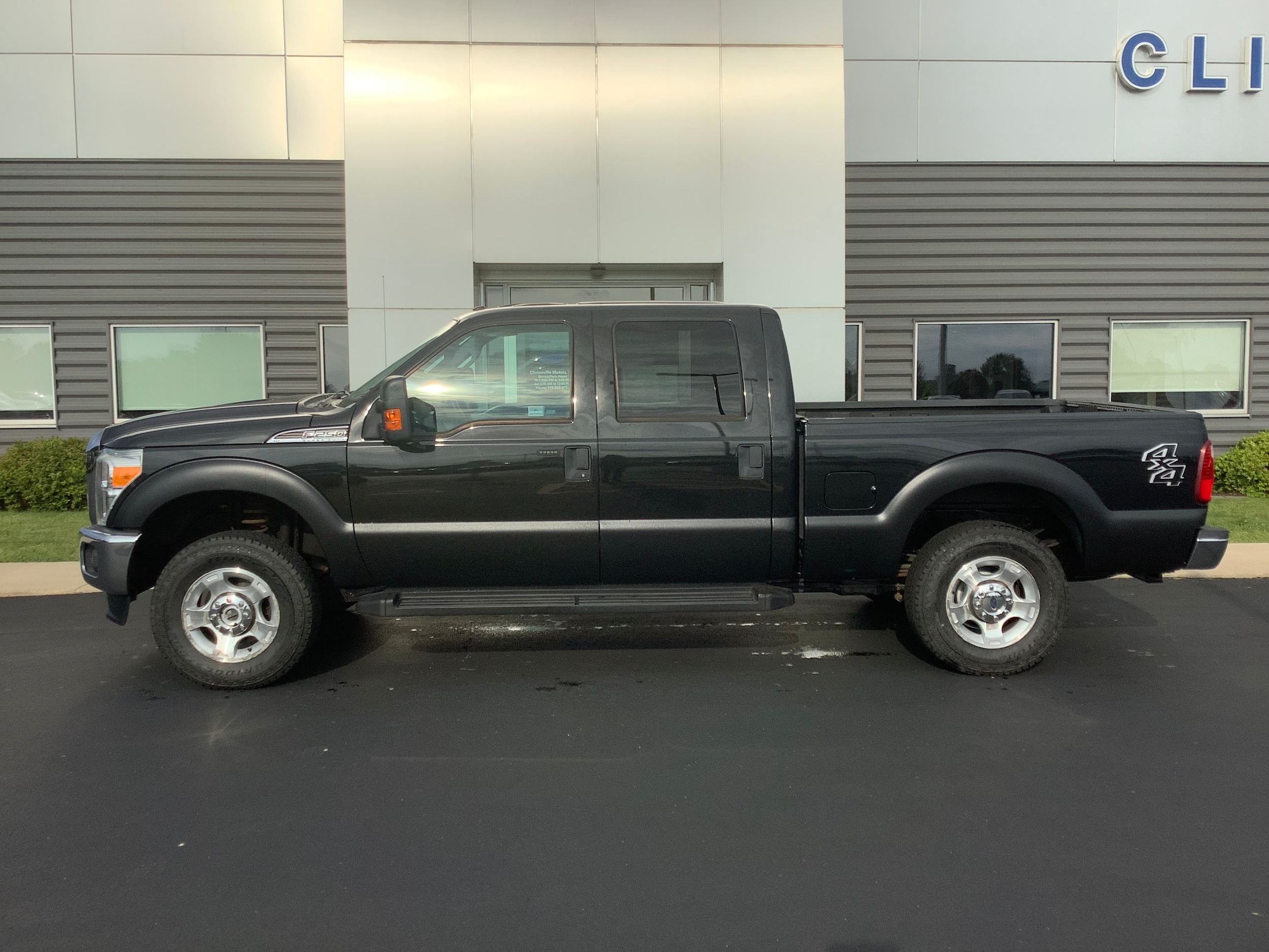 Used 2015 Ford F-250 Super Duty XLT with VIN 1FT7W2B65FEC93769 for sale in Clintonville, WI