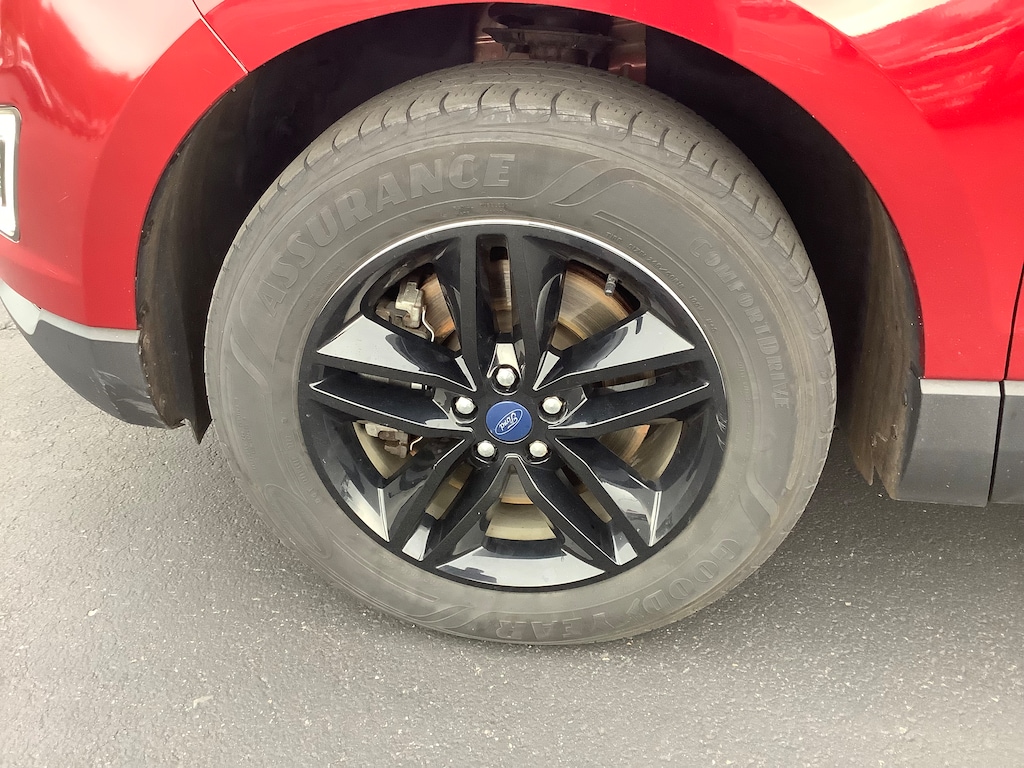Used 2018 Ford Edge SEL SUV