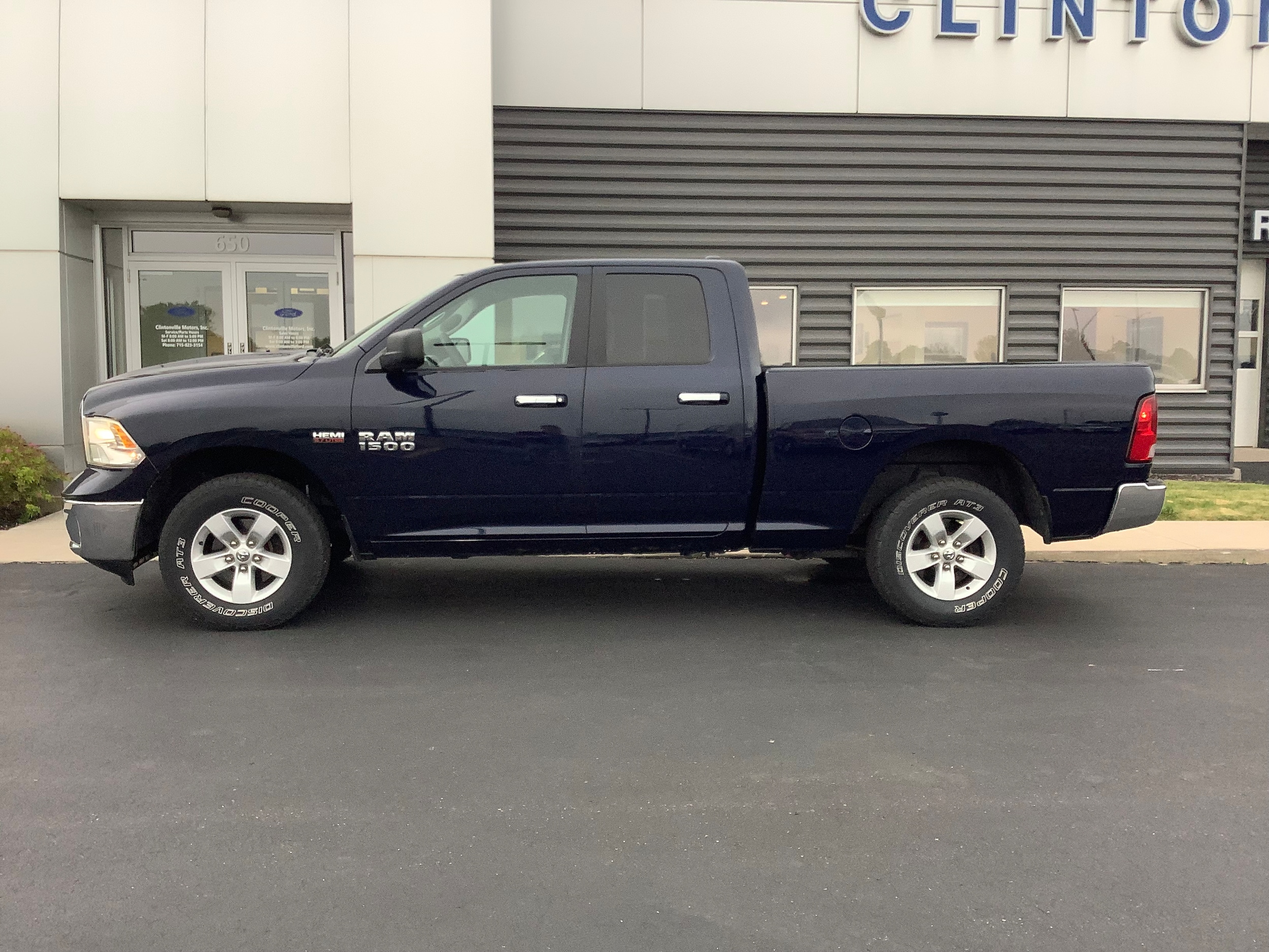 Used 2017 RAM Ram 1500 Pickup SLT with VIN 1C6RR7GTXHS544504 for sale in Clintonville, WI