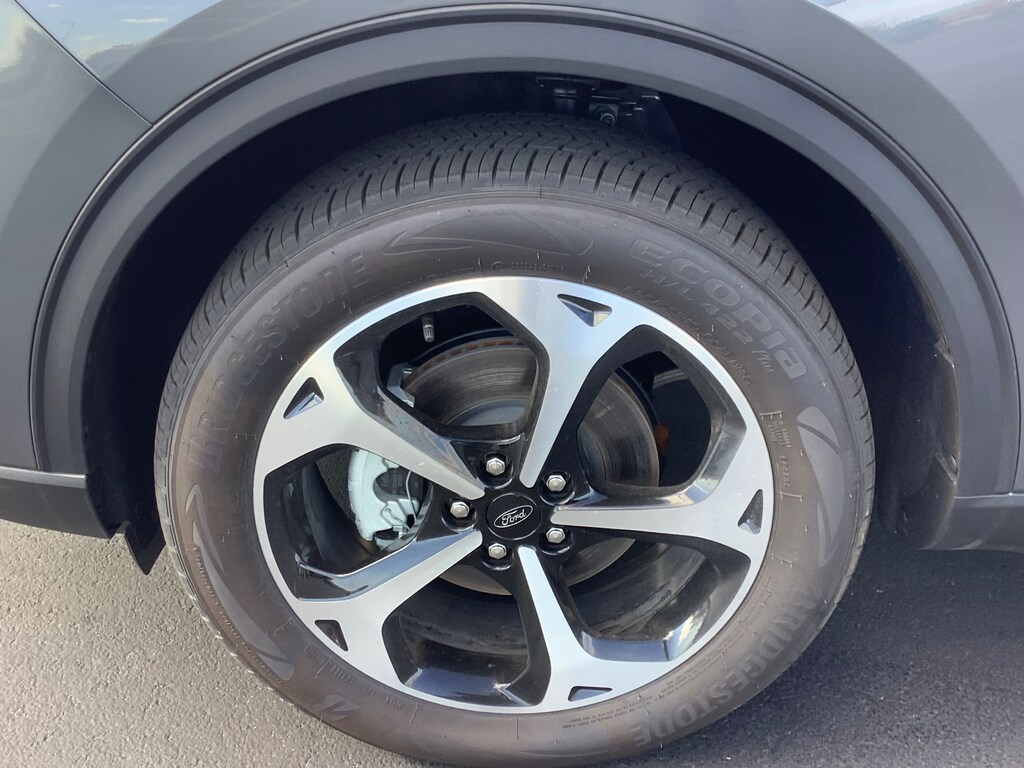 New 2025 Ford Escape ST-Line Select SUV