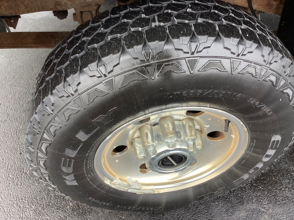 Used 2004 Ford F-250 XLT Extended Cab Truck