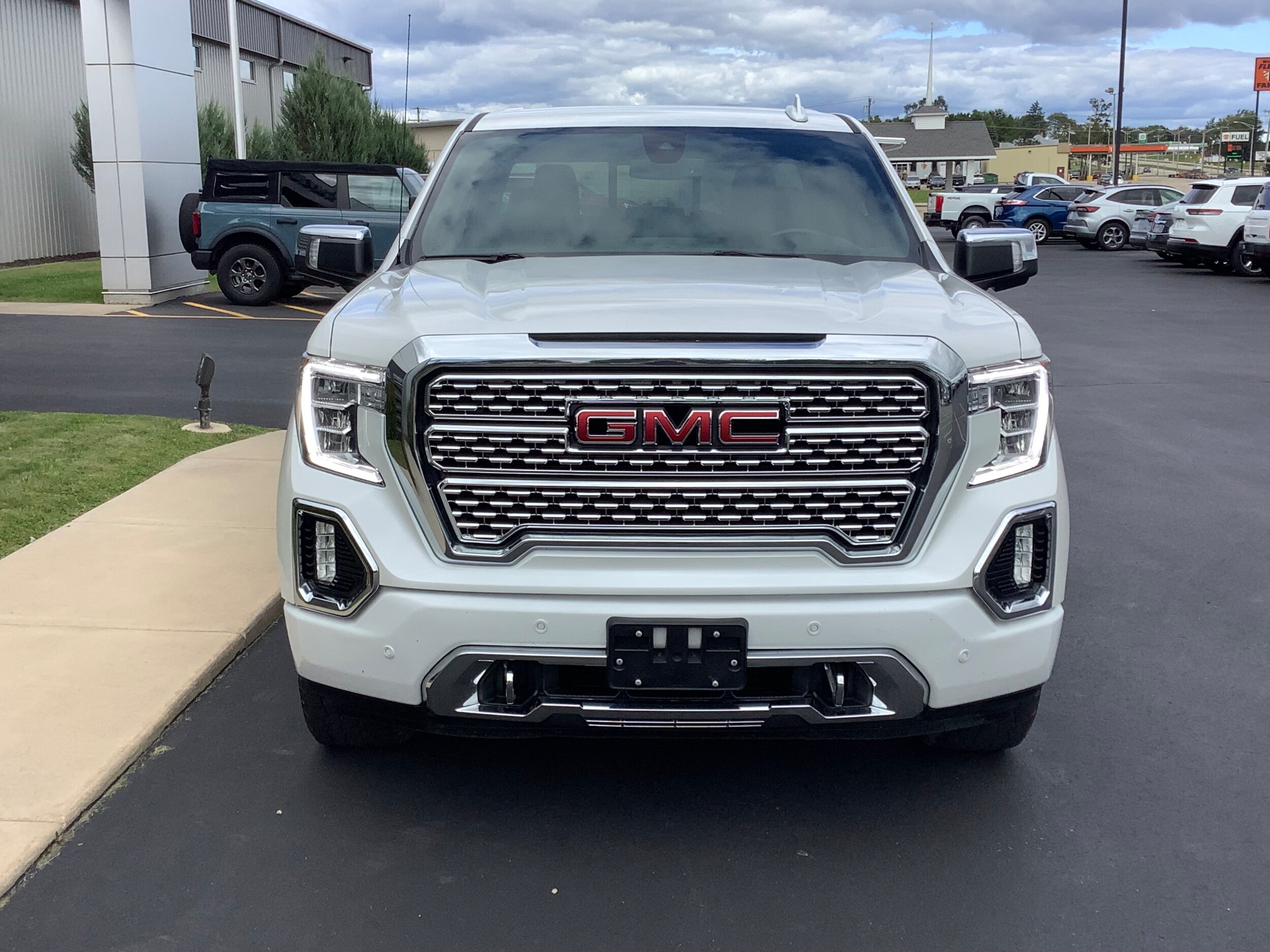 2021 Gmc Sierra 1500 Denali photo 3