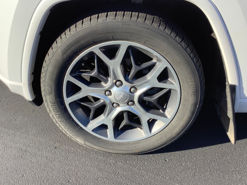 Used 2019 Jeep Grand Cherokee Overland SUV