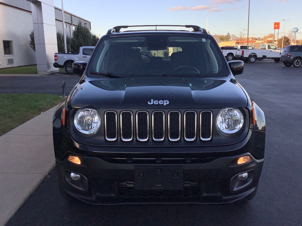 Used 2018 Jeep Renegade Latitude SUV