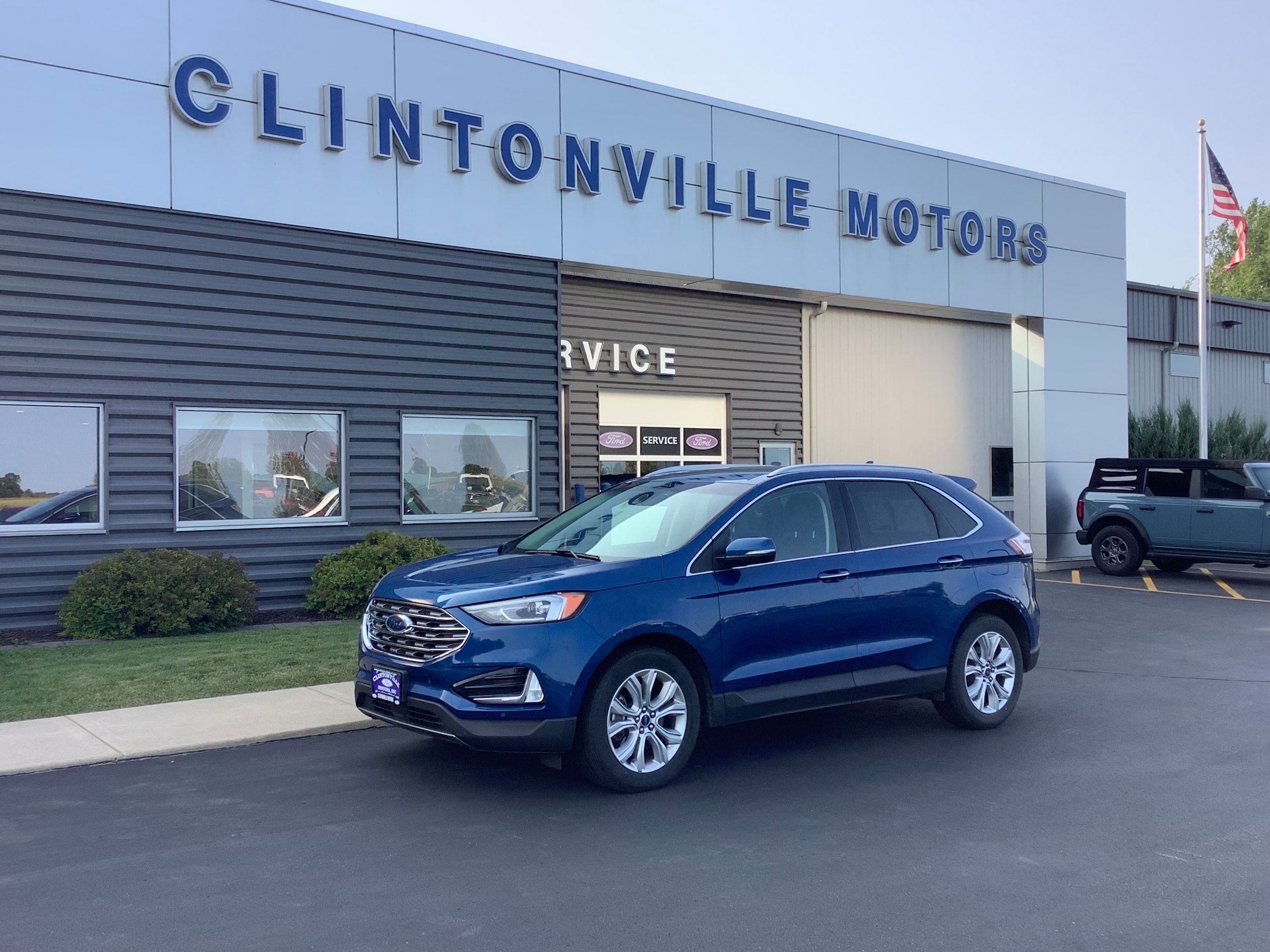 2020 Ford Edge Titanium