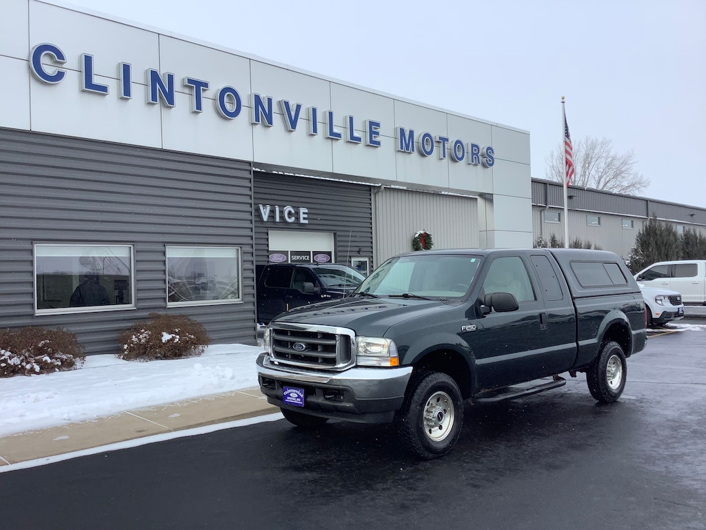 Used 2004 Ford F-250 XLT Extended Cab Truck