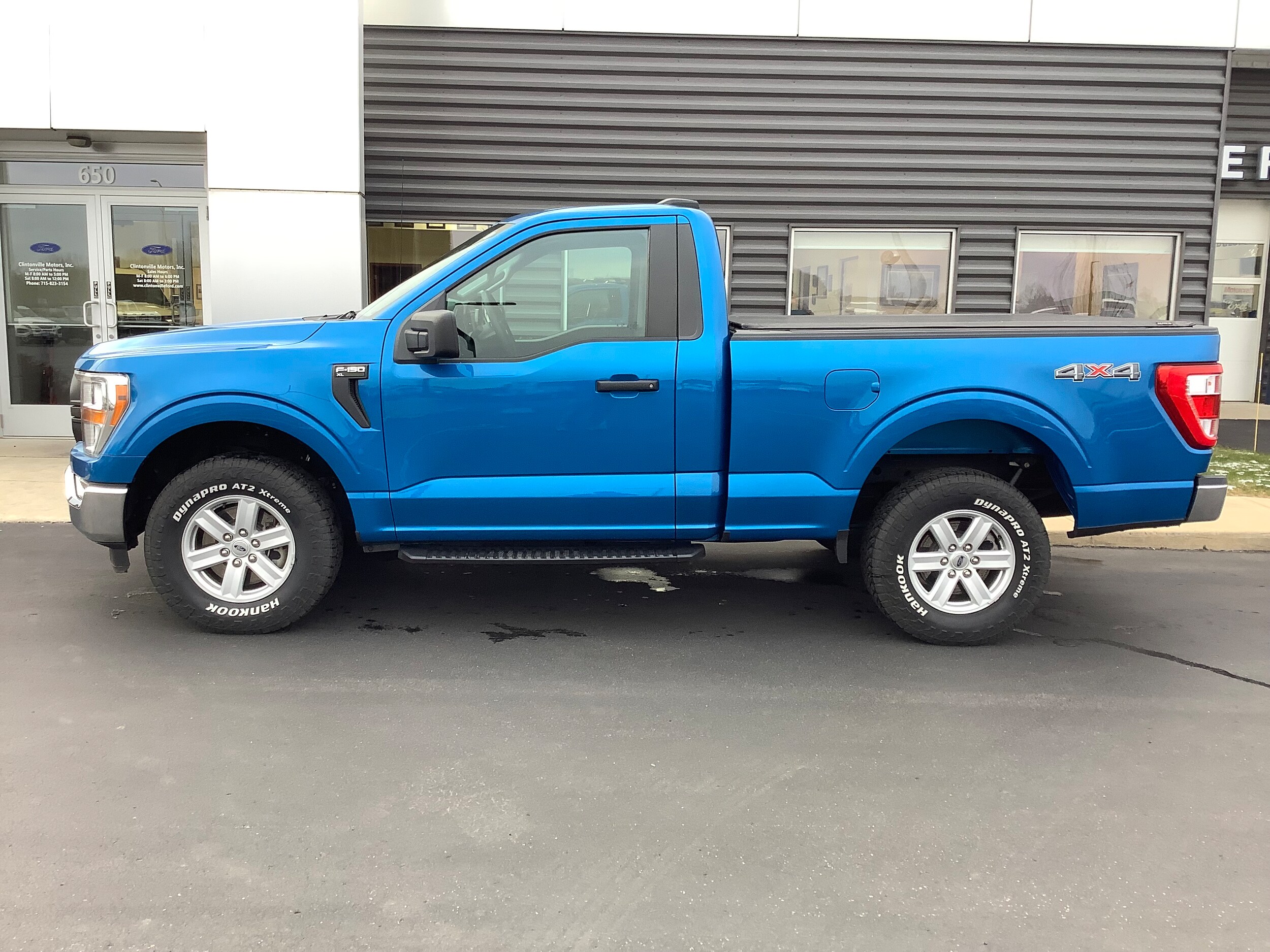 2021 Ford F-150 XL photo 2