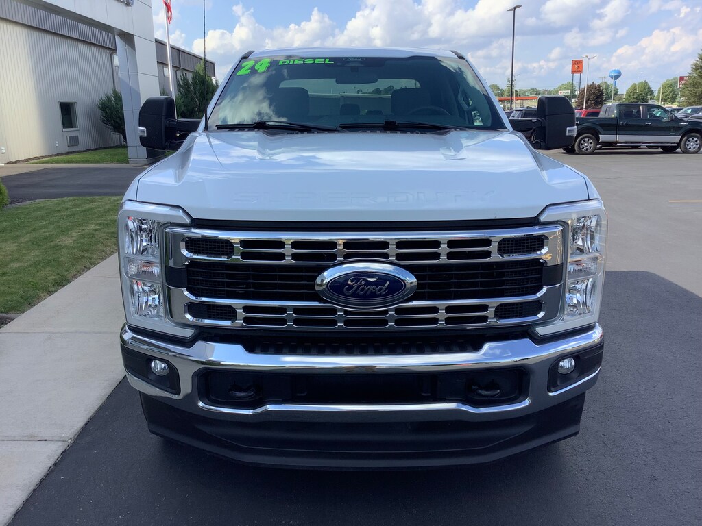 Used 2024 Ford F-250 XLT Truck Crew Cab
