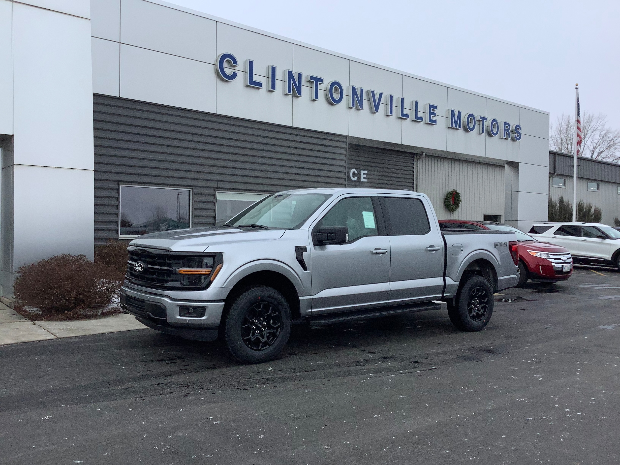 2025 Ford F-150 XLT's photo