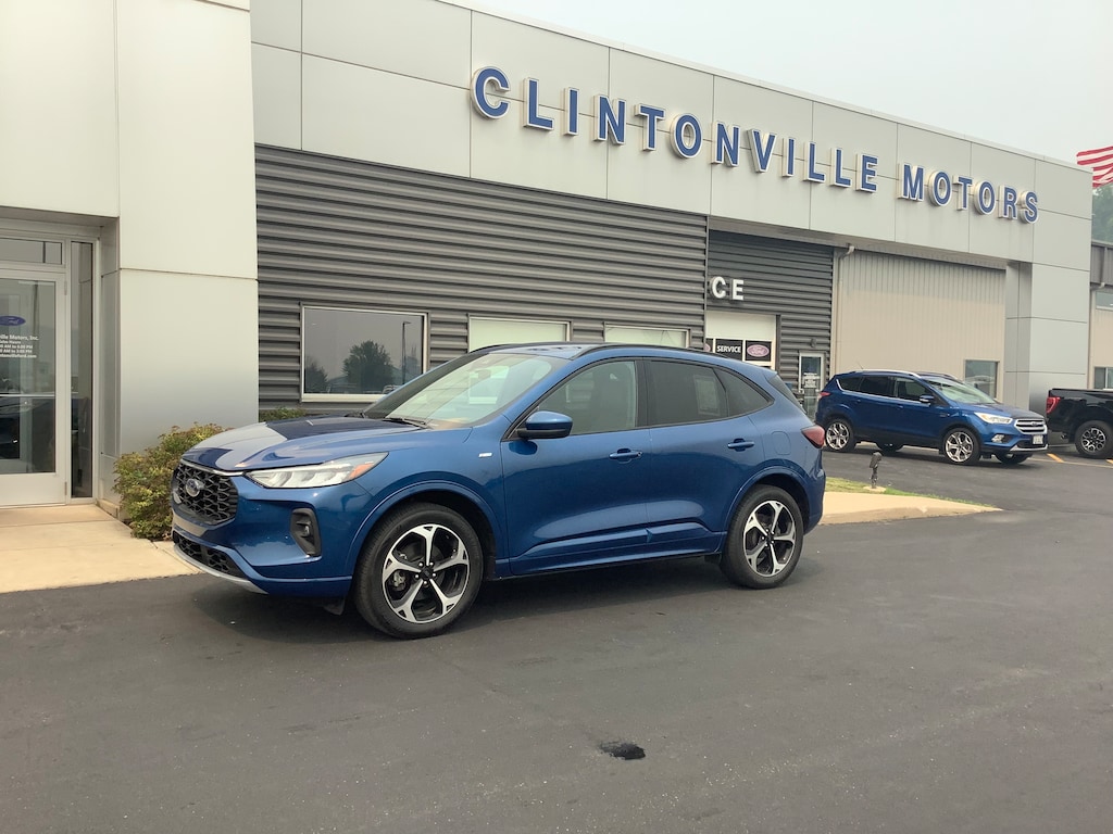 Used 2023 Ford Escape ST-Line Select SUV