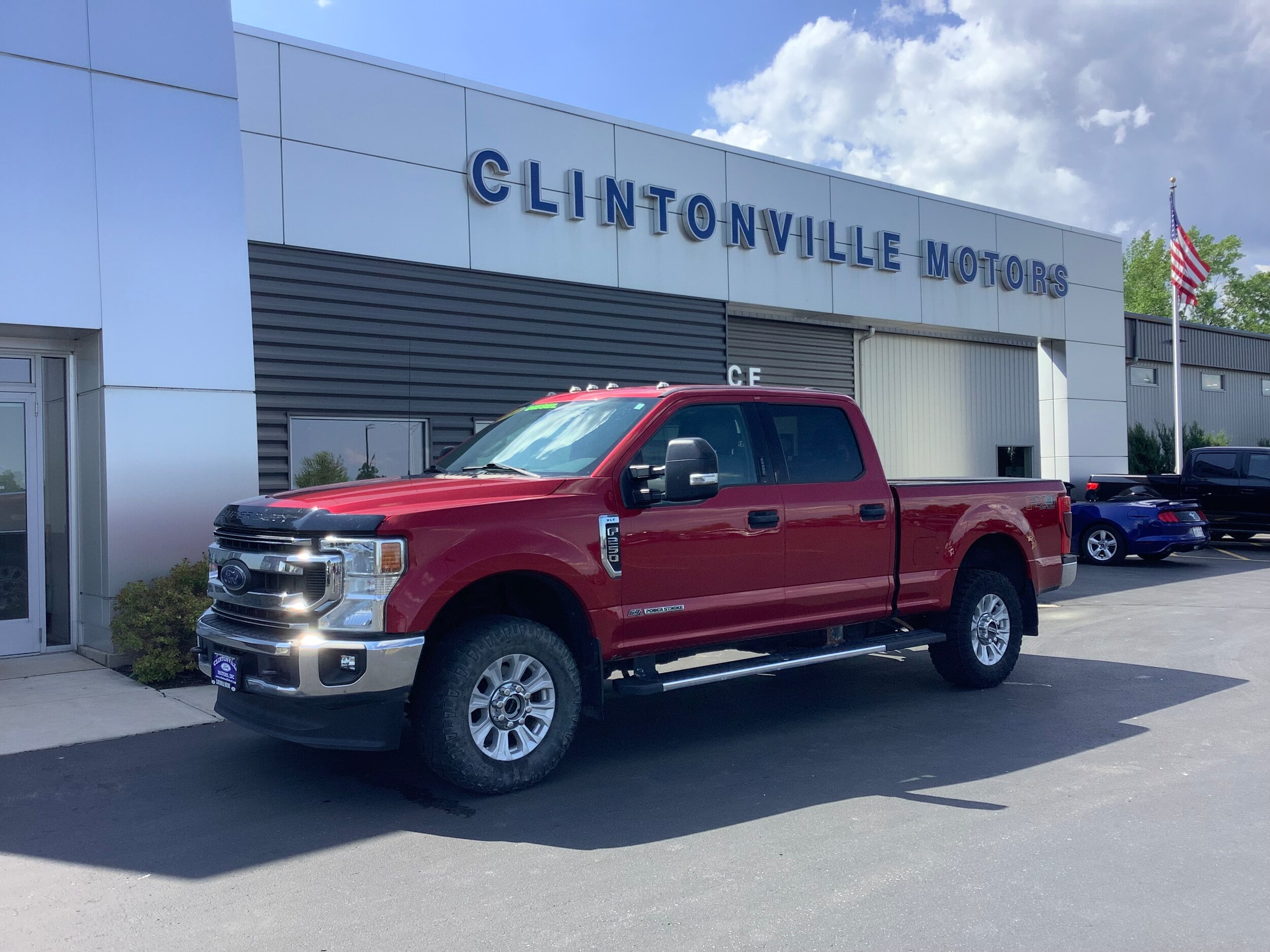 2021 Ford F-250 XLT 4x4 Crew Cab 8' Box's photo