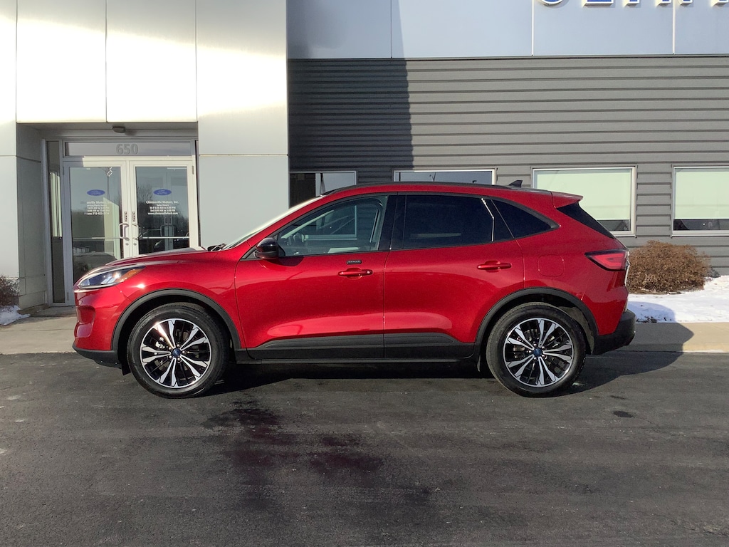 Used 2022 Ford Escape SE SUV