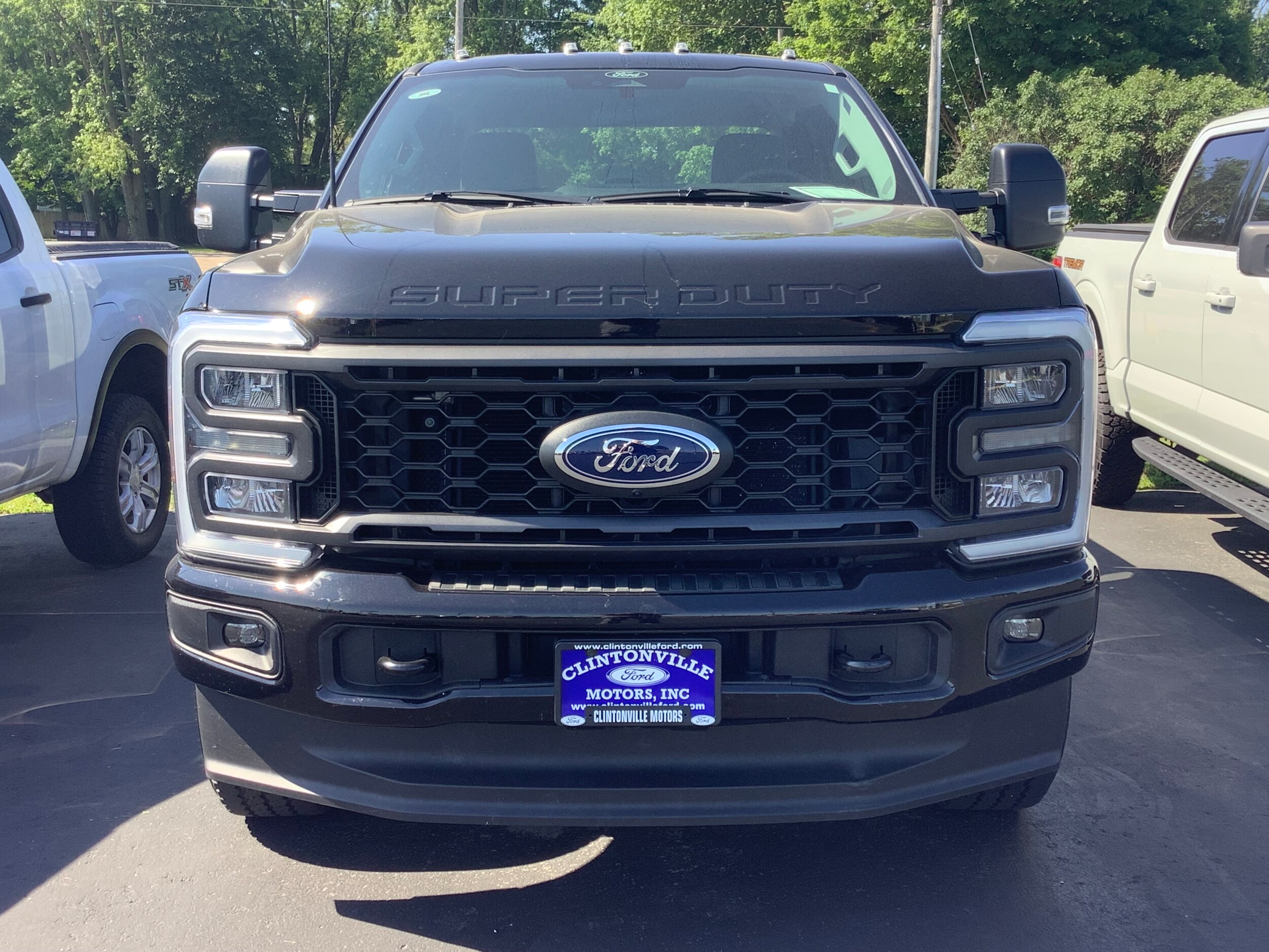 2024 Ford F-250 XL photo 2