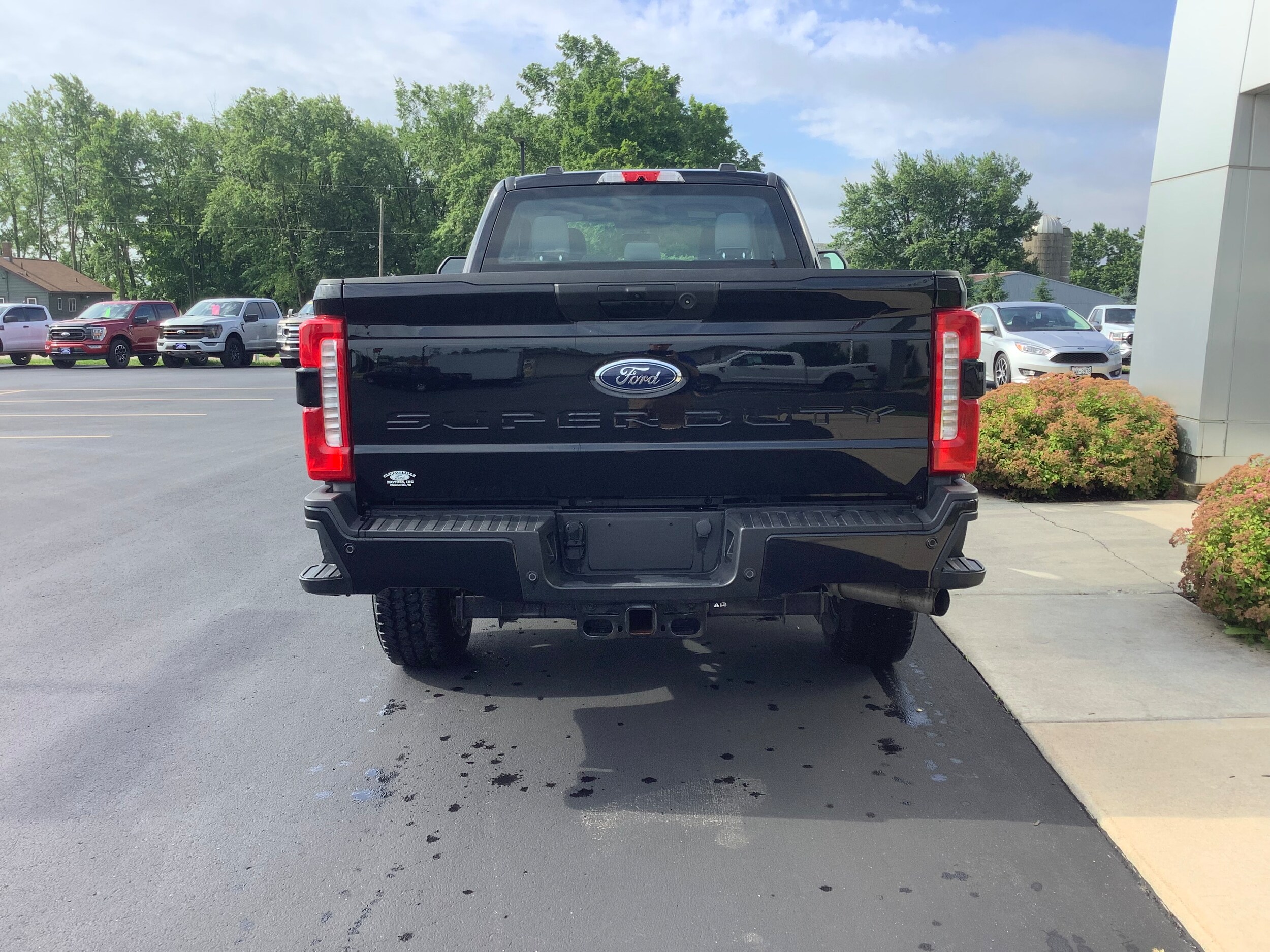 2024 Ford F-250 XL photo 3