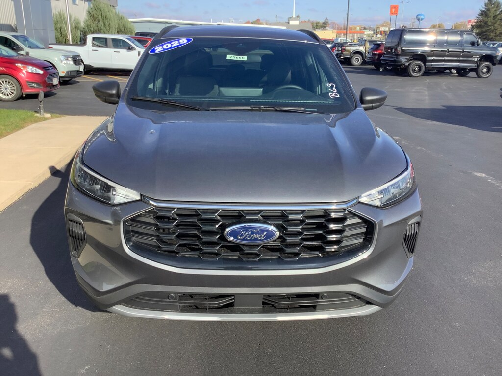 New 2025 Ford Escape ST-Line SUV