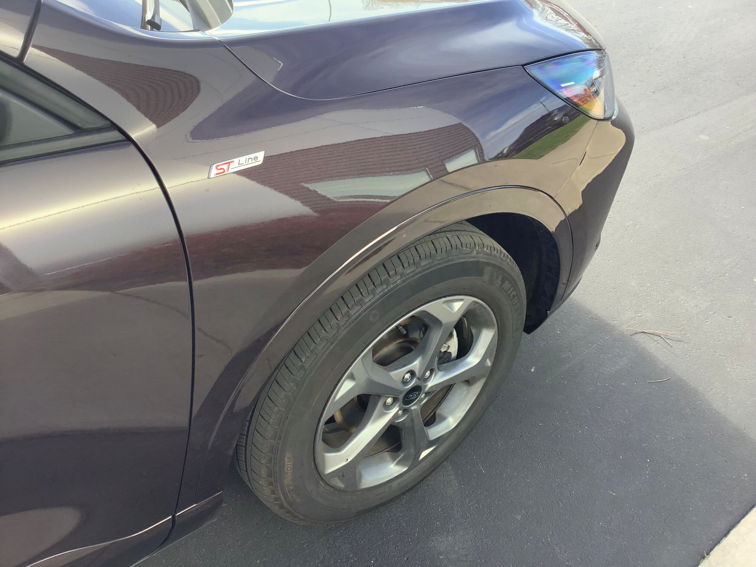 2023 Ford Escape ST-Line photo 3
