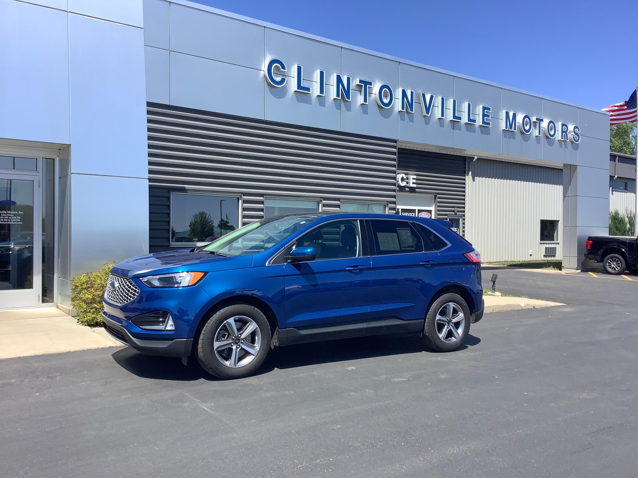 2024 Ford Edge SEL AWD's photo