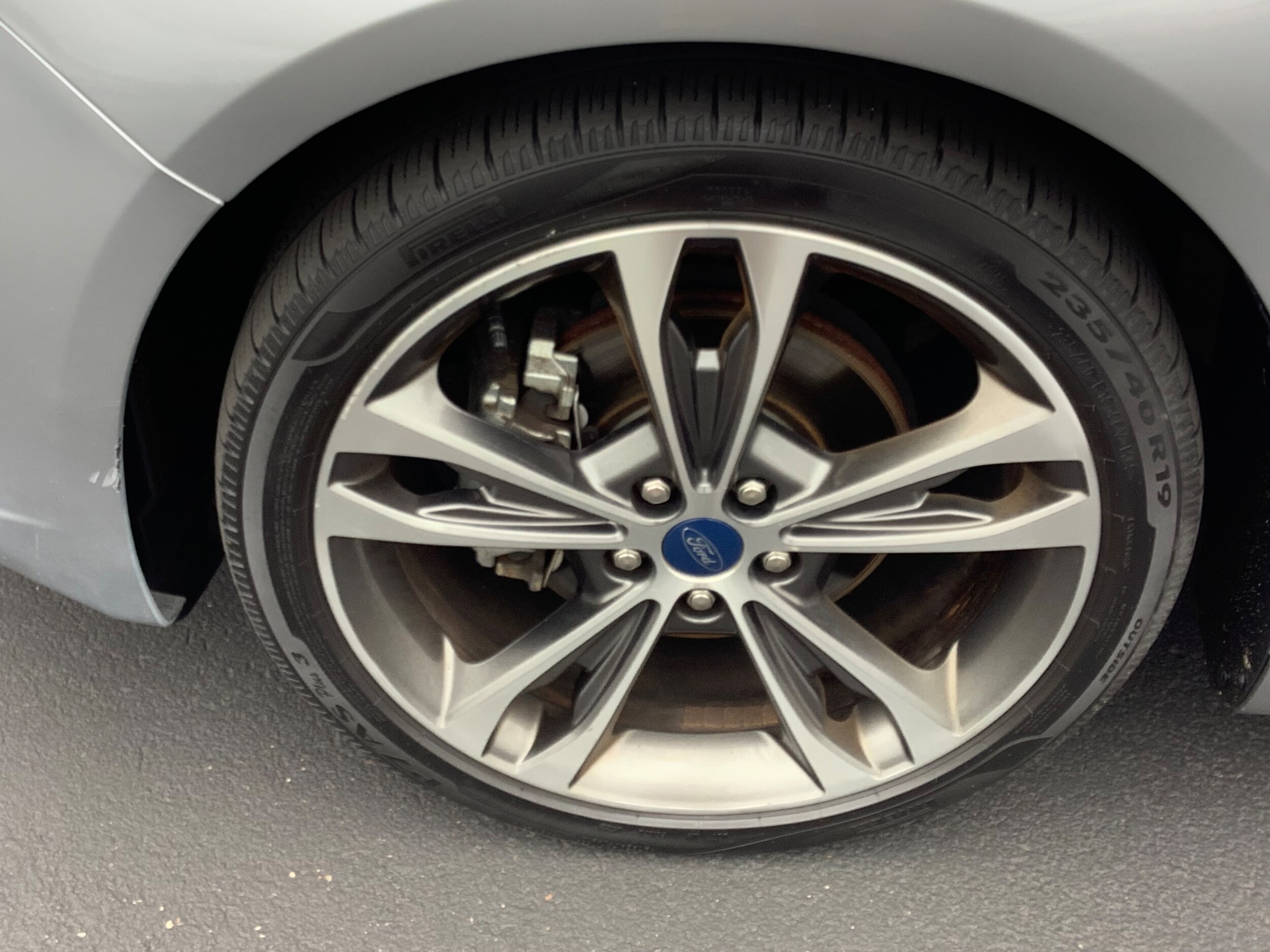 2020 Ford Fusion Titanium photo 3