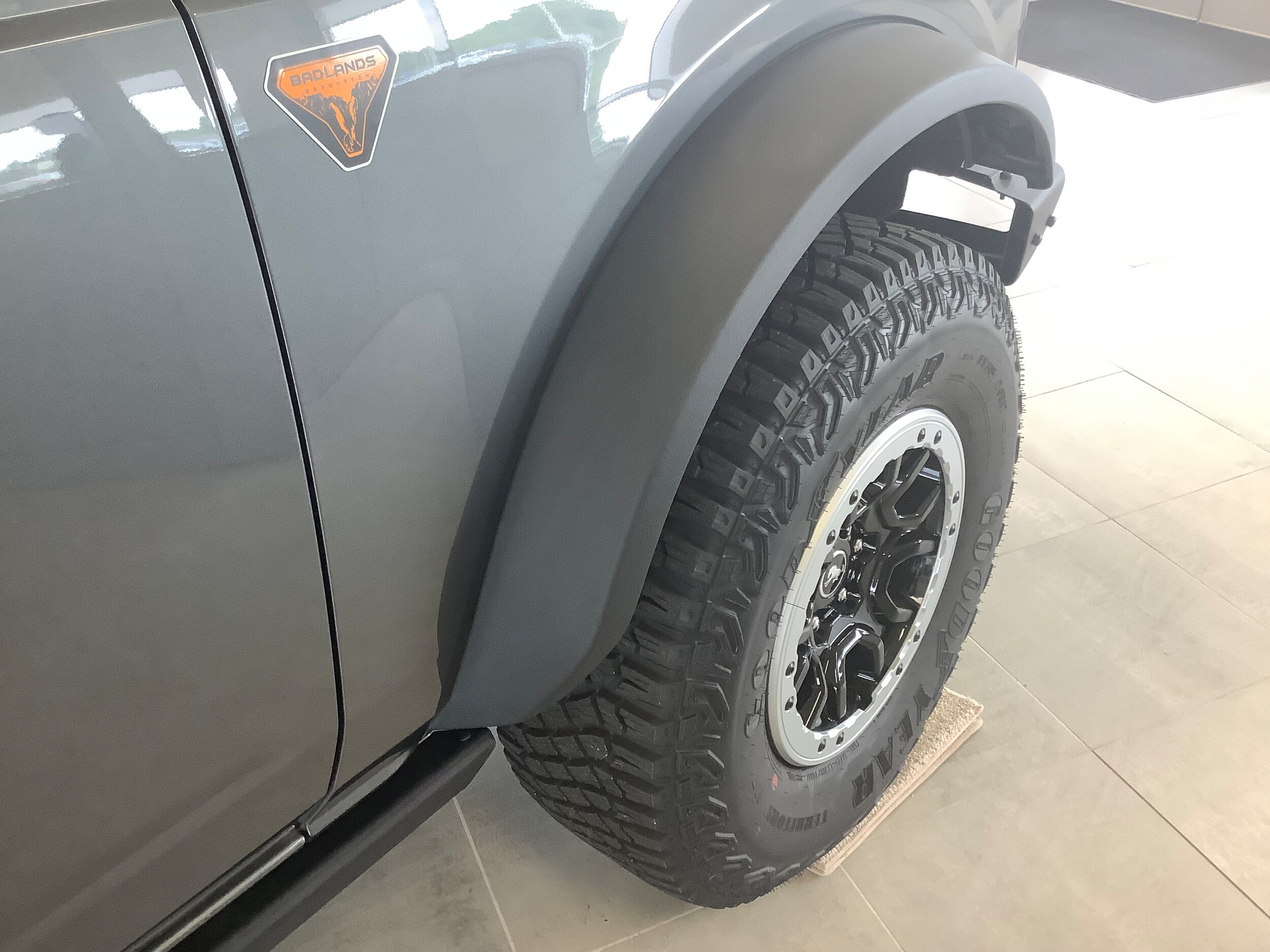 2024 Ford Bronco Badlands photo 4