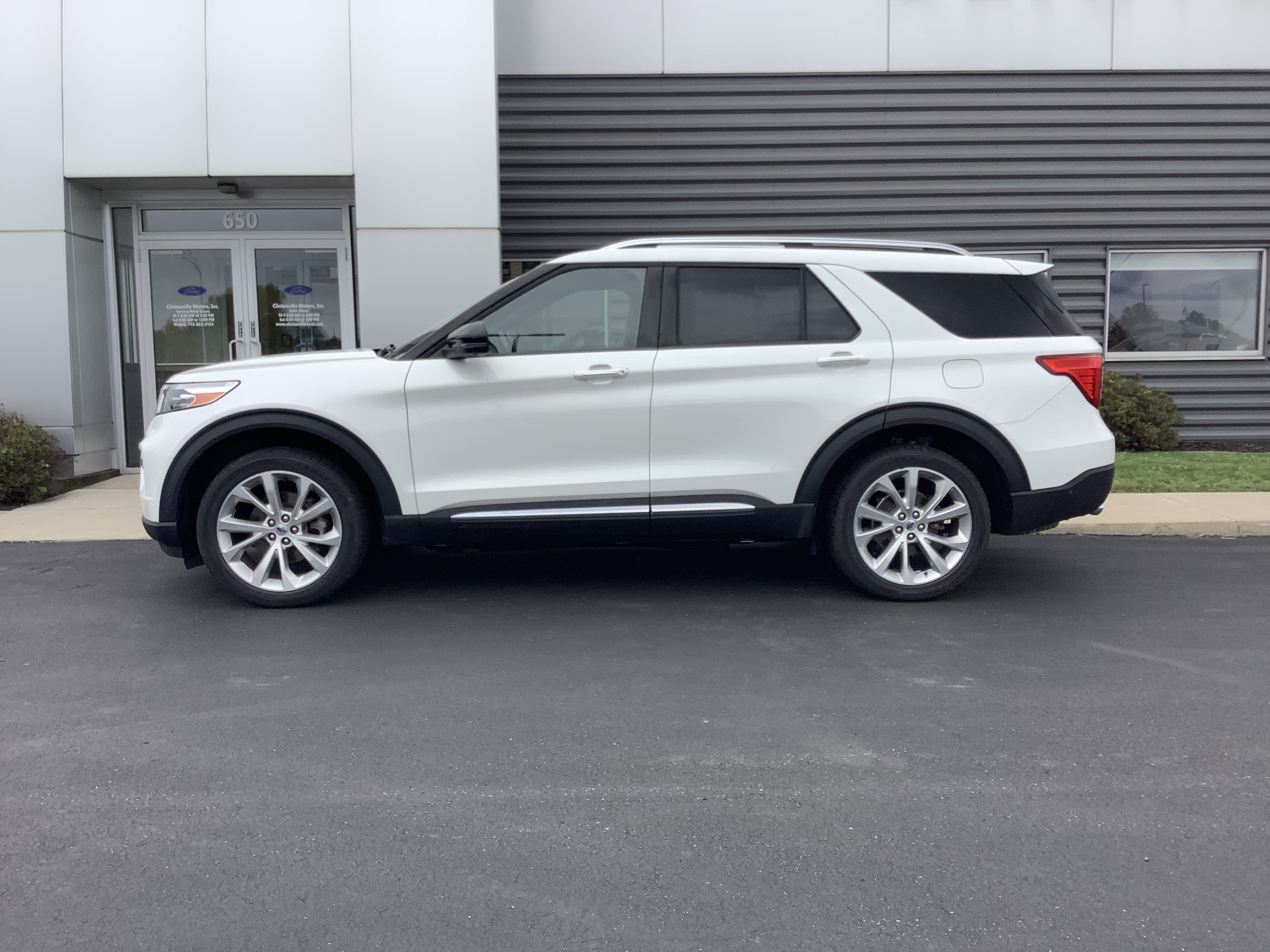 Certified 2022 Ford Explorer Platinum SUV