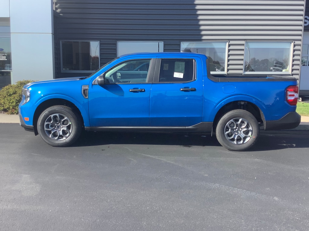 New 2025 Ford Maverick XLT TRUCK