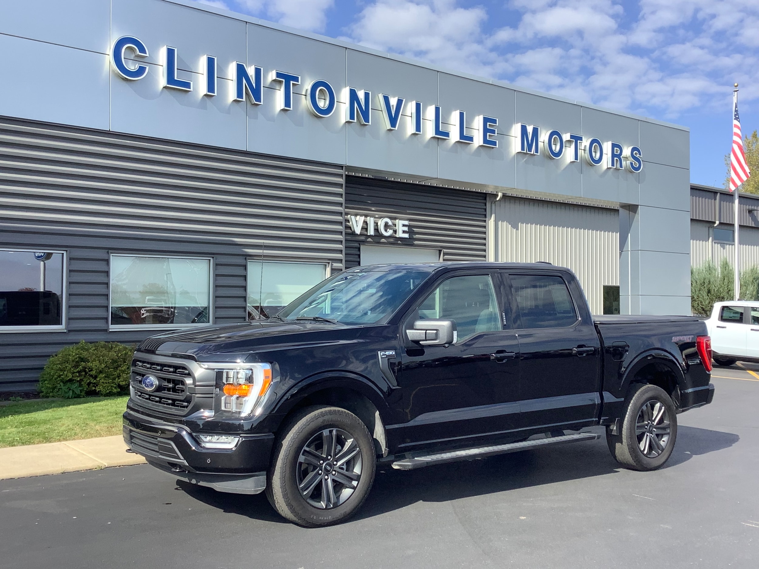 2023 Ford F-150 Lariat's photo