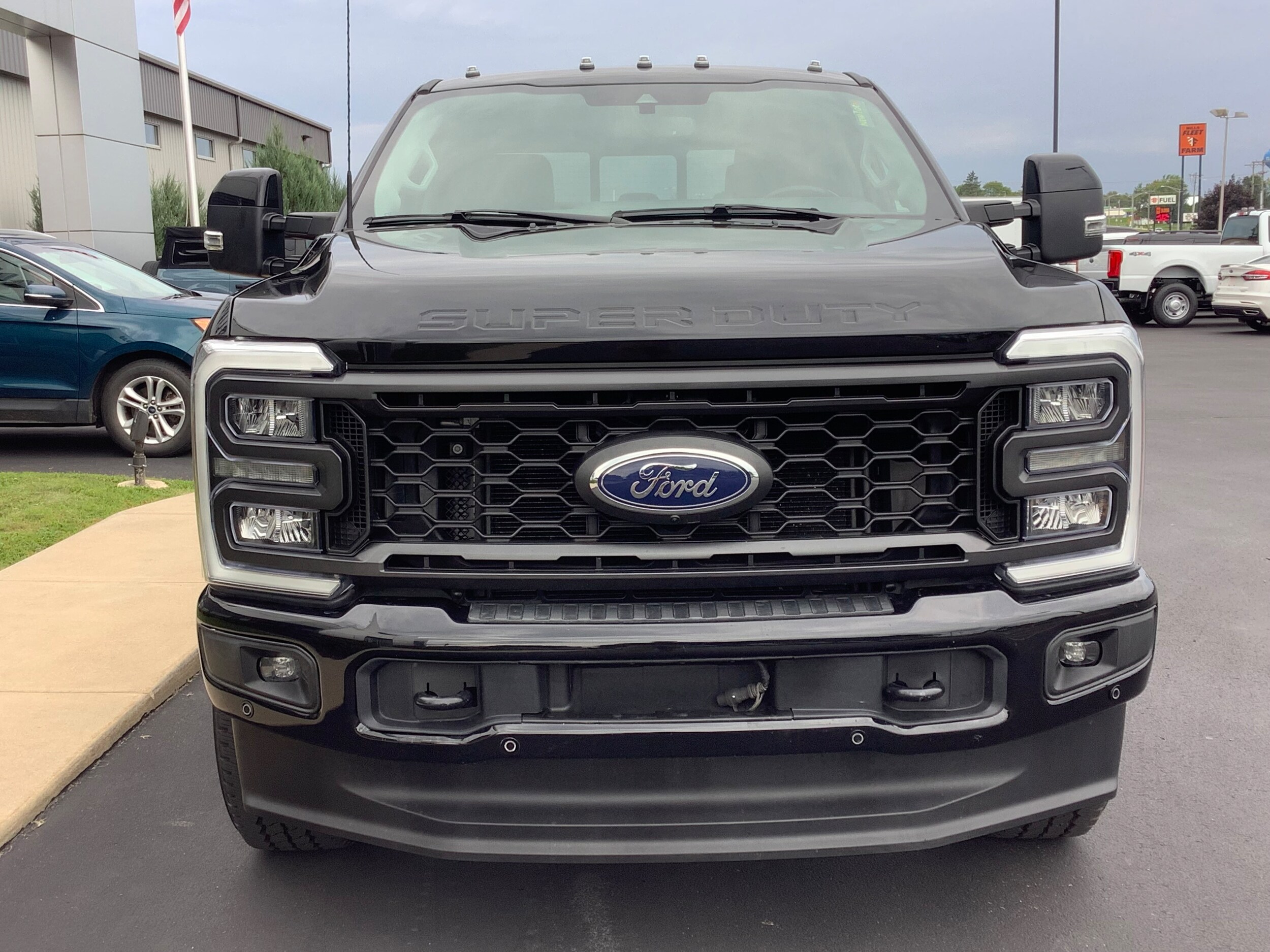 2023 Ford F-250 Lariat photo 4