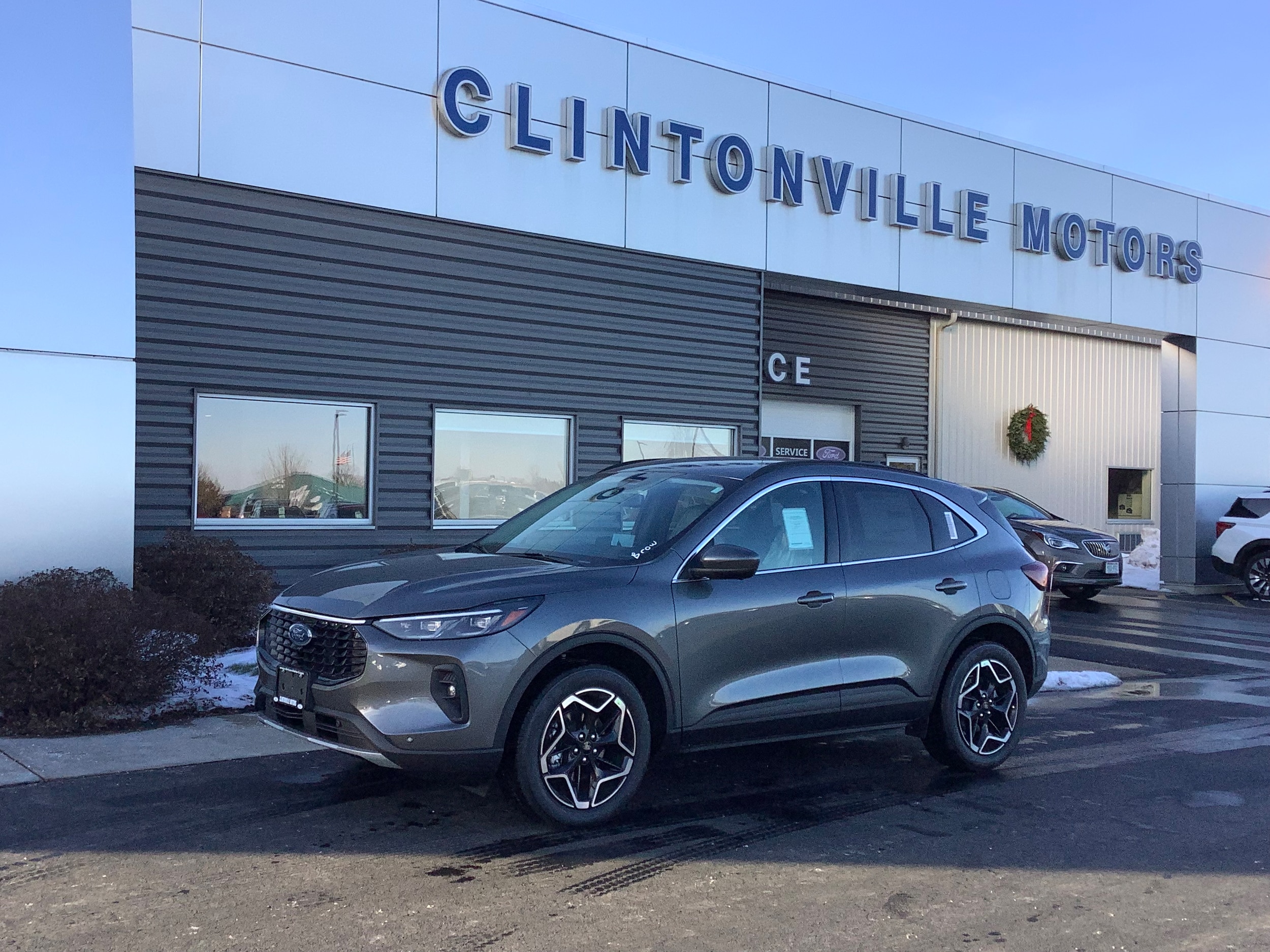 2026 Ford Escape Platinum's photo