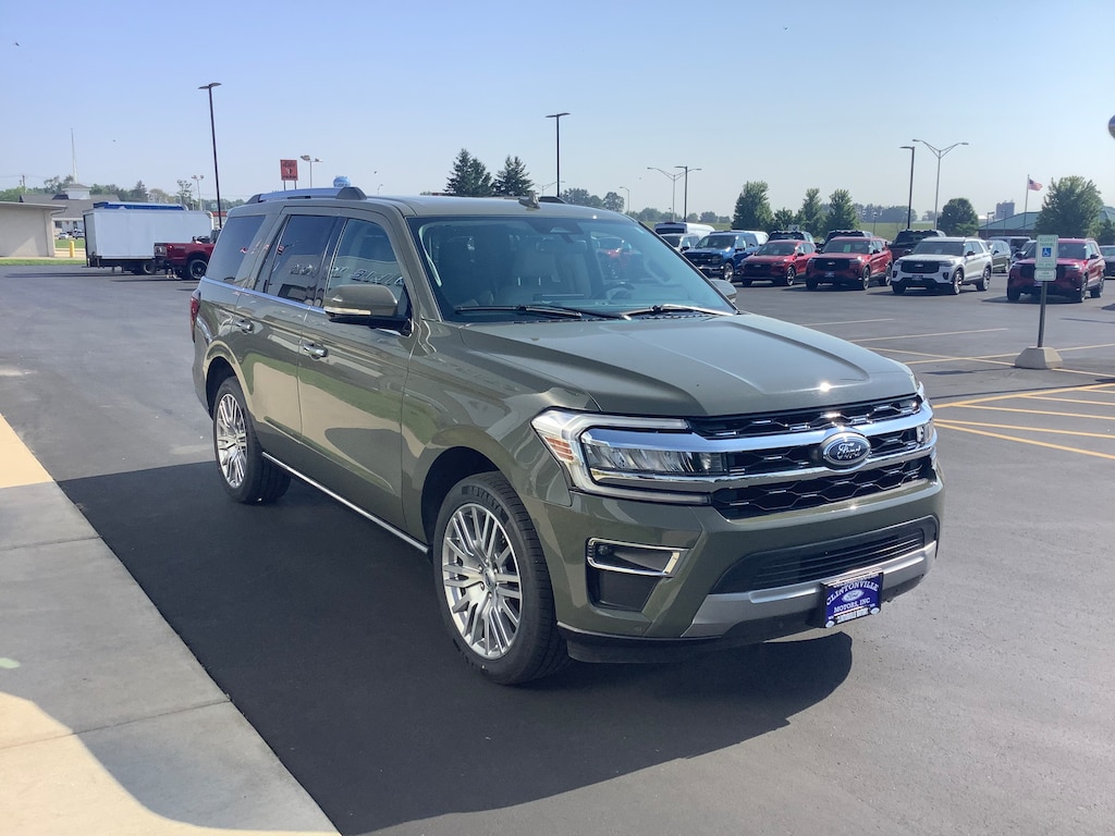 2024 Ford Expedition Limited photo 3