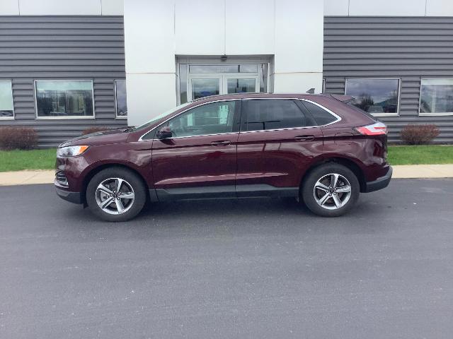 2023 Ford Edge SEL photo 3