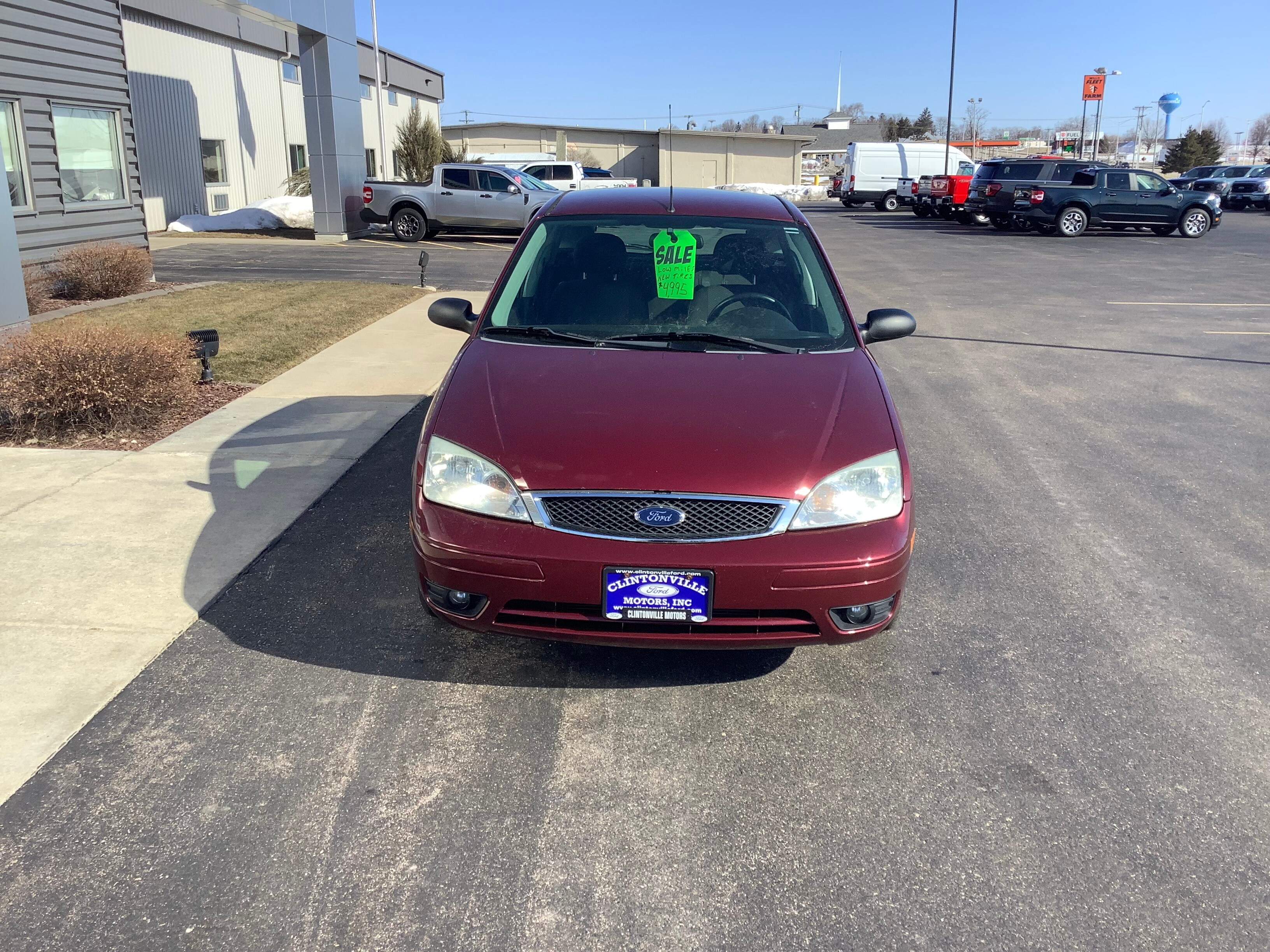 Used 2007 Ford Focus ZX5 SES with VIN 1FAHP37N27W328468 for sale in Clintonville, WI