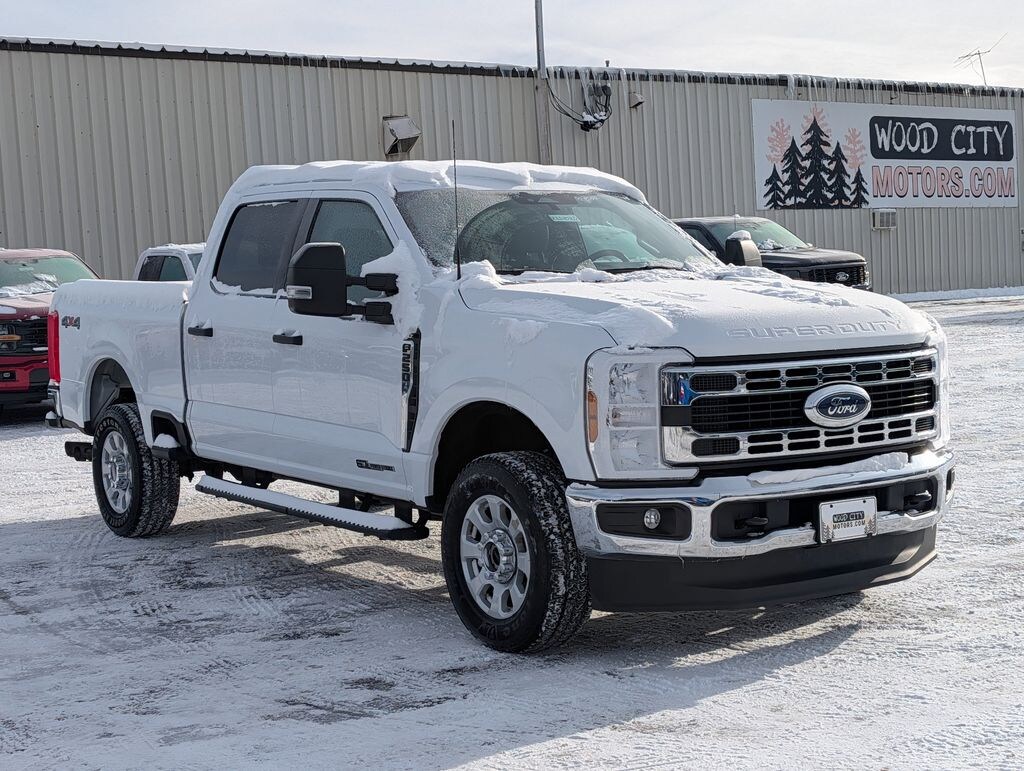 Used 2024 Ford F-250SD XLT Truck