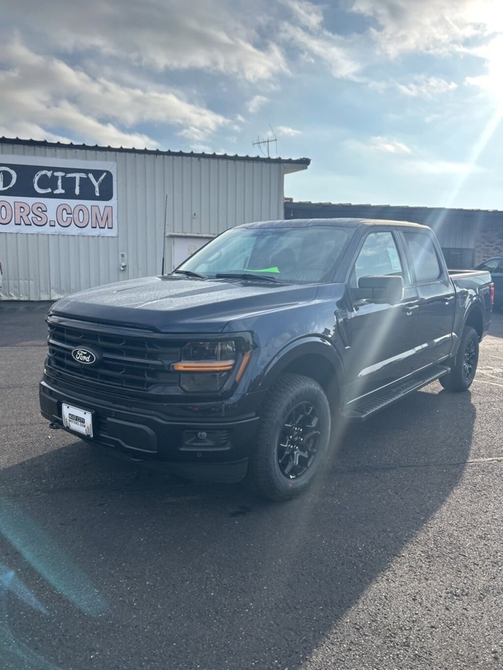 New 2025 Ford F-150 XLT TRUCK