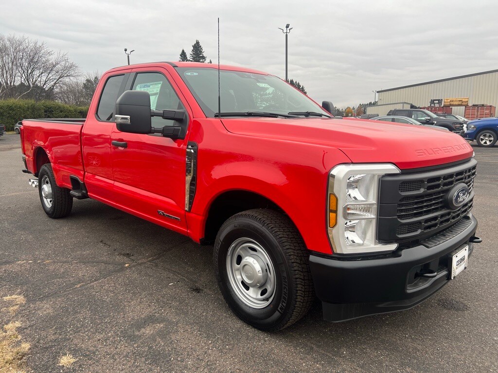 2024 Ford F-350 XL photo 2