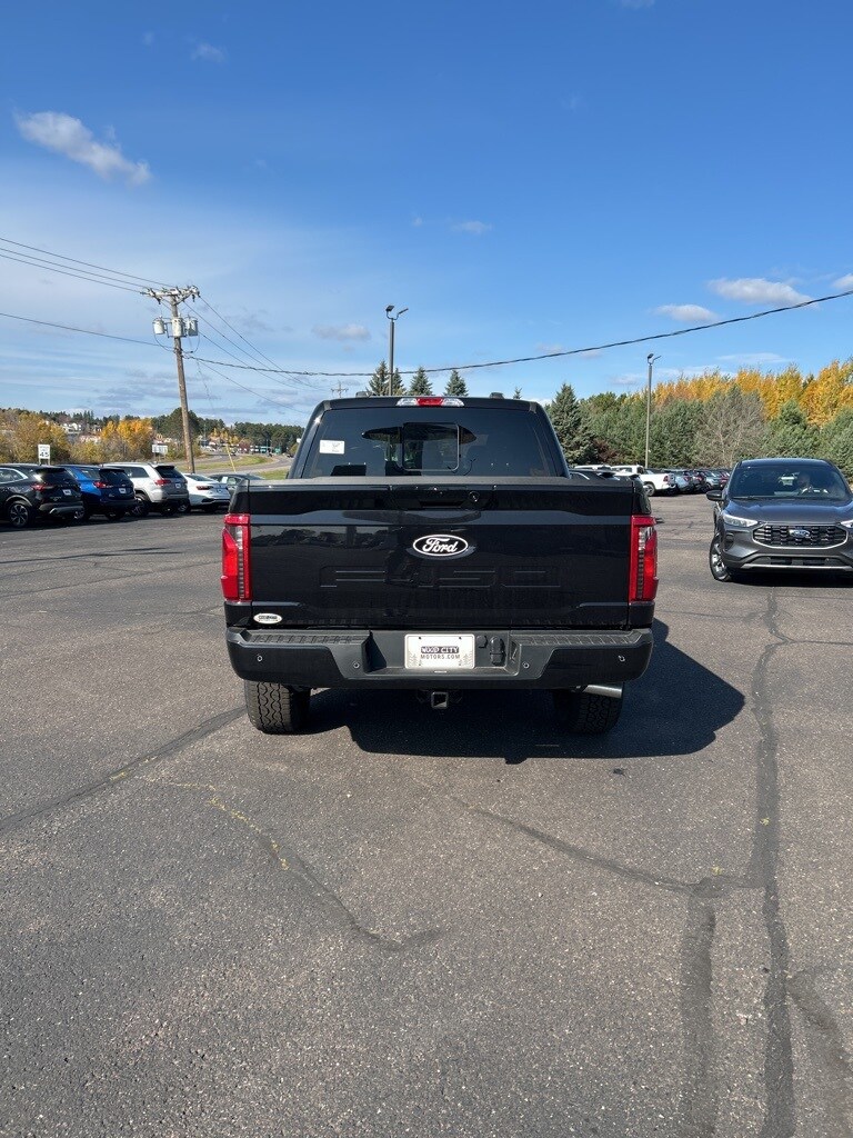 2025 Ford F-150 XLT photo 4