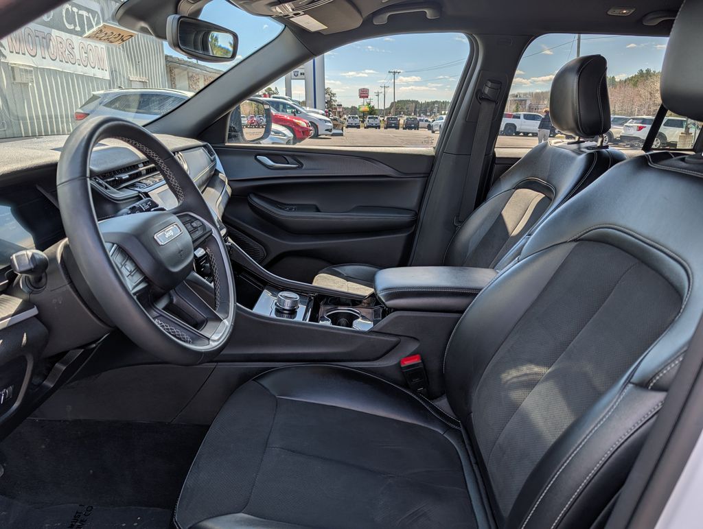 2023 Jeep Grand Cherokee Altitude - Photo 10