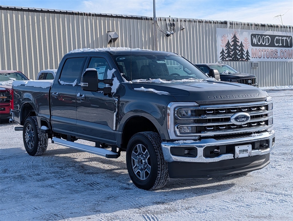 New 2026 Ford Super Duty F-350 Lariat TRUCK