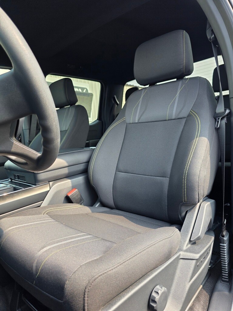 2025 Ford F-150 STX photo 3