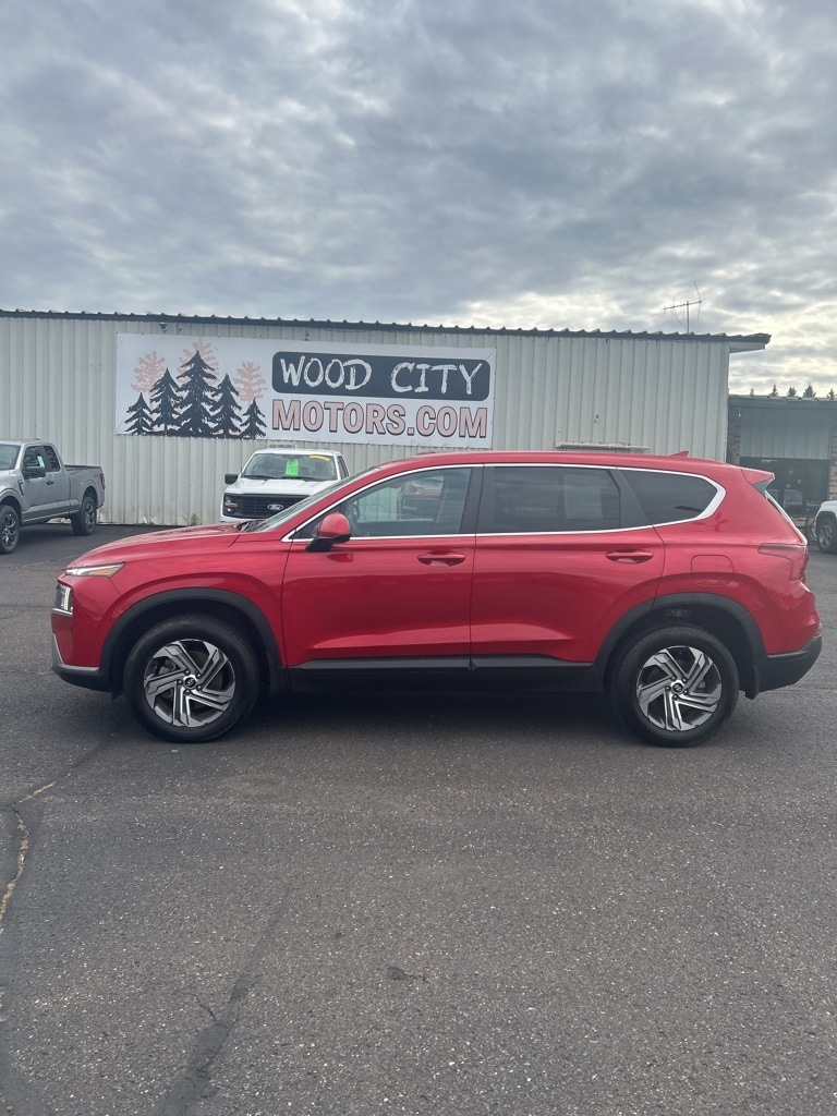 Used 2023 Hyundai Santa Fe SE with VIN 5NMS1DAJ7PH583102 for sale in Cloquet, Minnesota