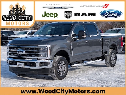 2026 Ford Super Duty F-350 Lariat TRUCK
