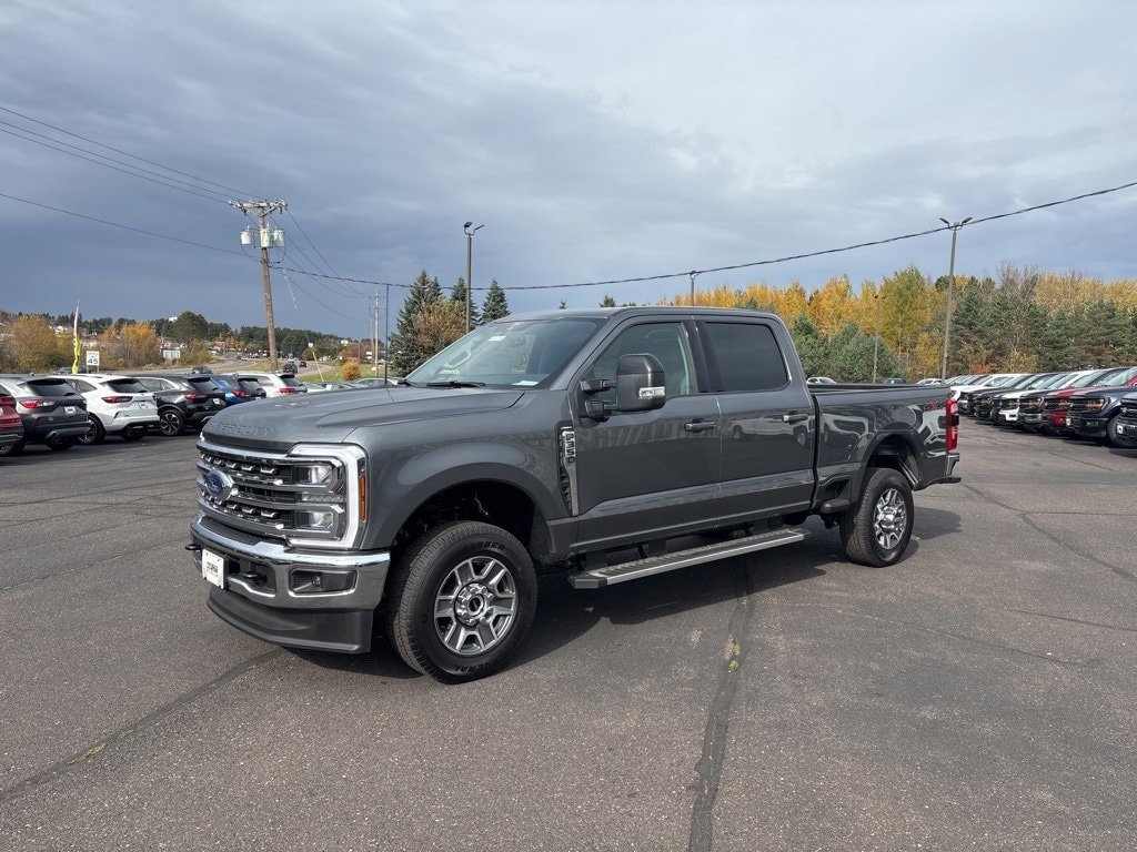 New 2026 Ford Super Duty F-350 Lariat TRUCK