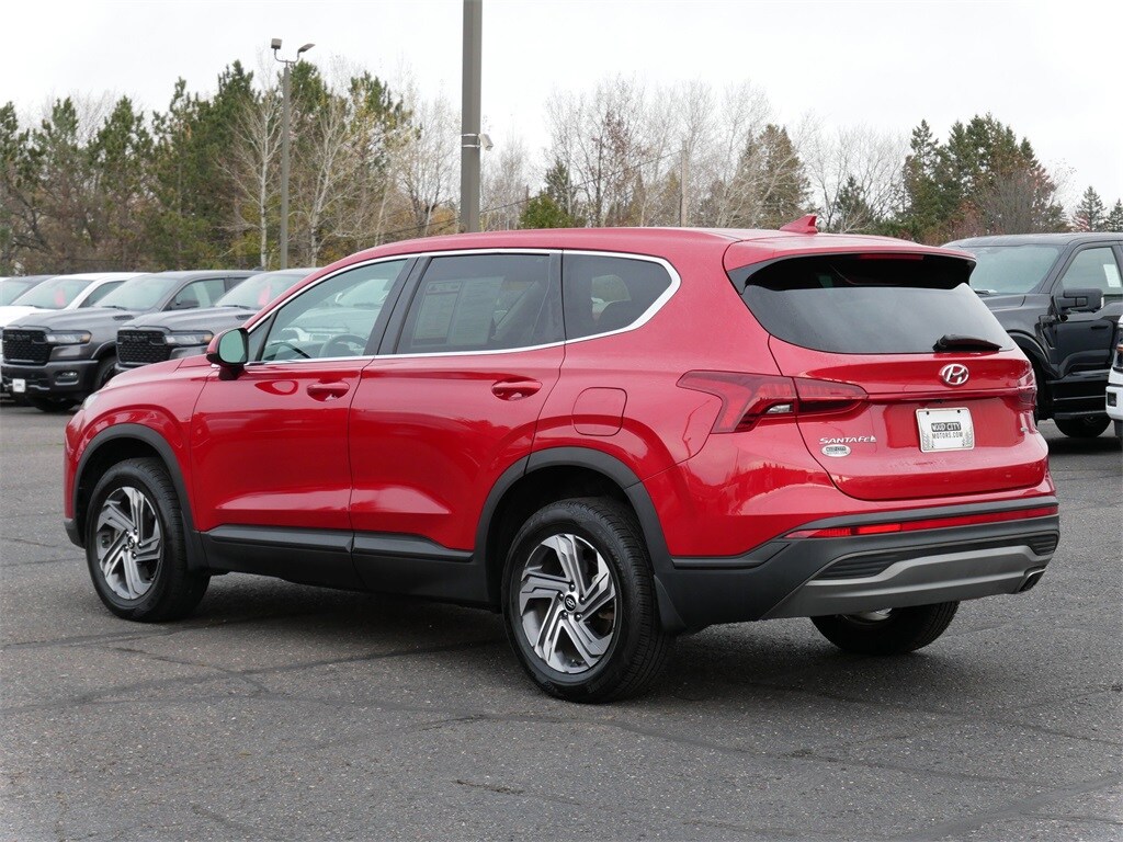 2023 Hyundai Santa Fe SE photo 3