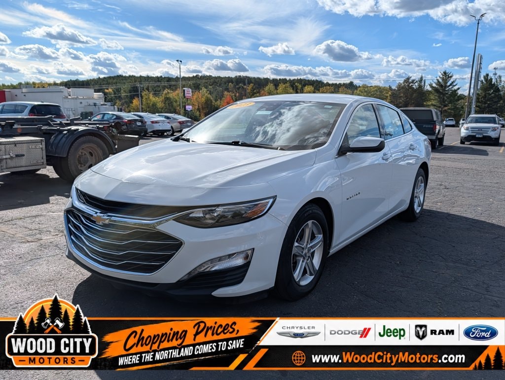 Used 2023 Chevrolet Malibu 1LT with VIN 1G1ZD5ST8PF151796 for sale in Cloquet, MN