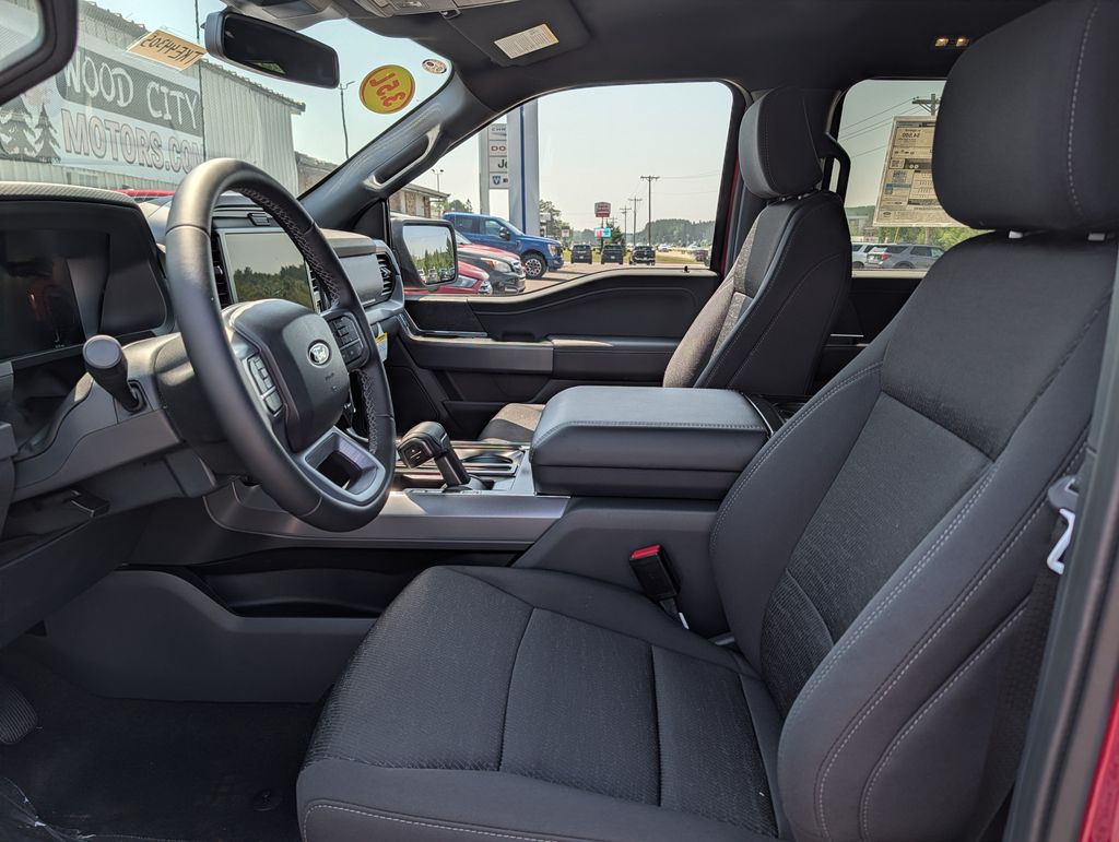 2026 Ford F-150 XLT - Photo 7