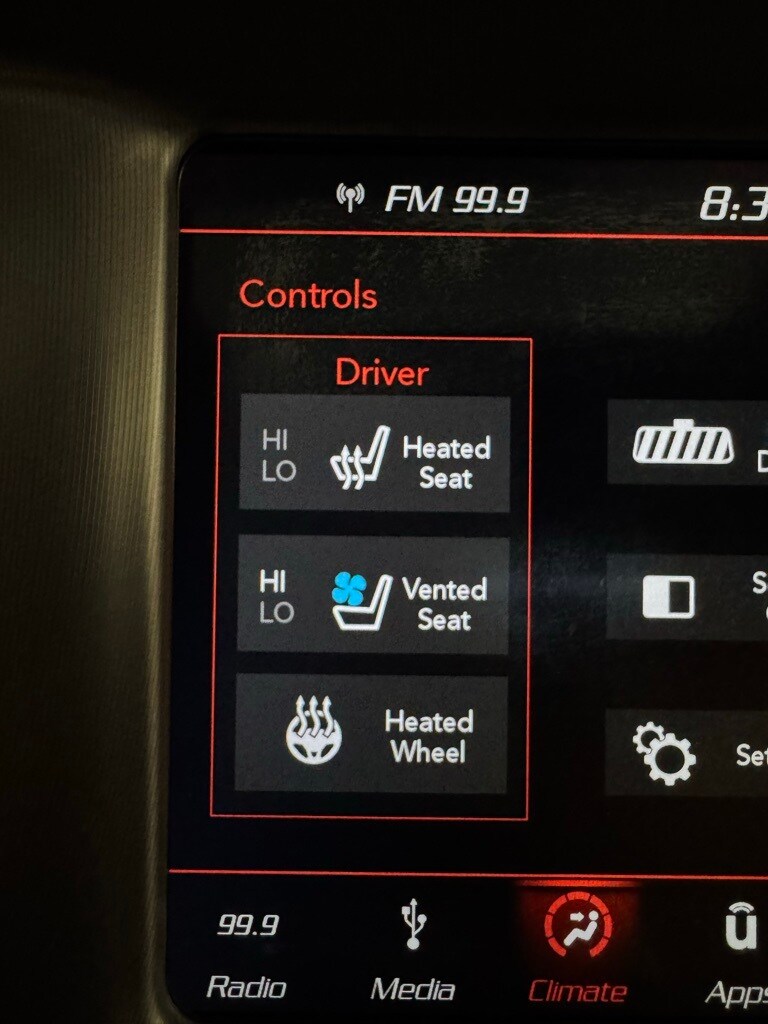 2019 Dodge Charger R/T Scat Pack photo 3