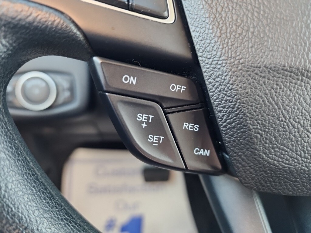 Used 2019 Ford Escape SE with VIN 1FMCU9GDXKUC59178 for sale in Cloquet, Minnesota